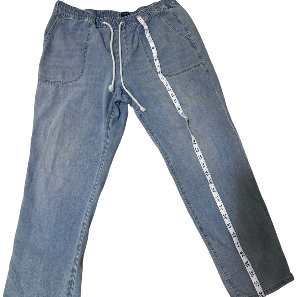 J. Crew Men's Relaxed Light Blue Jeans - Picture 3 of 8
